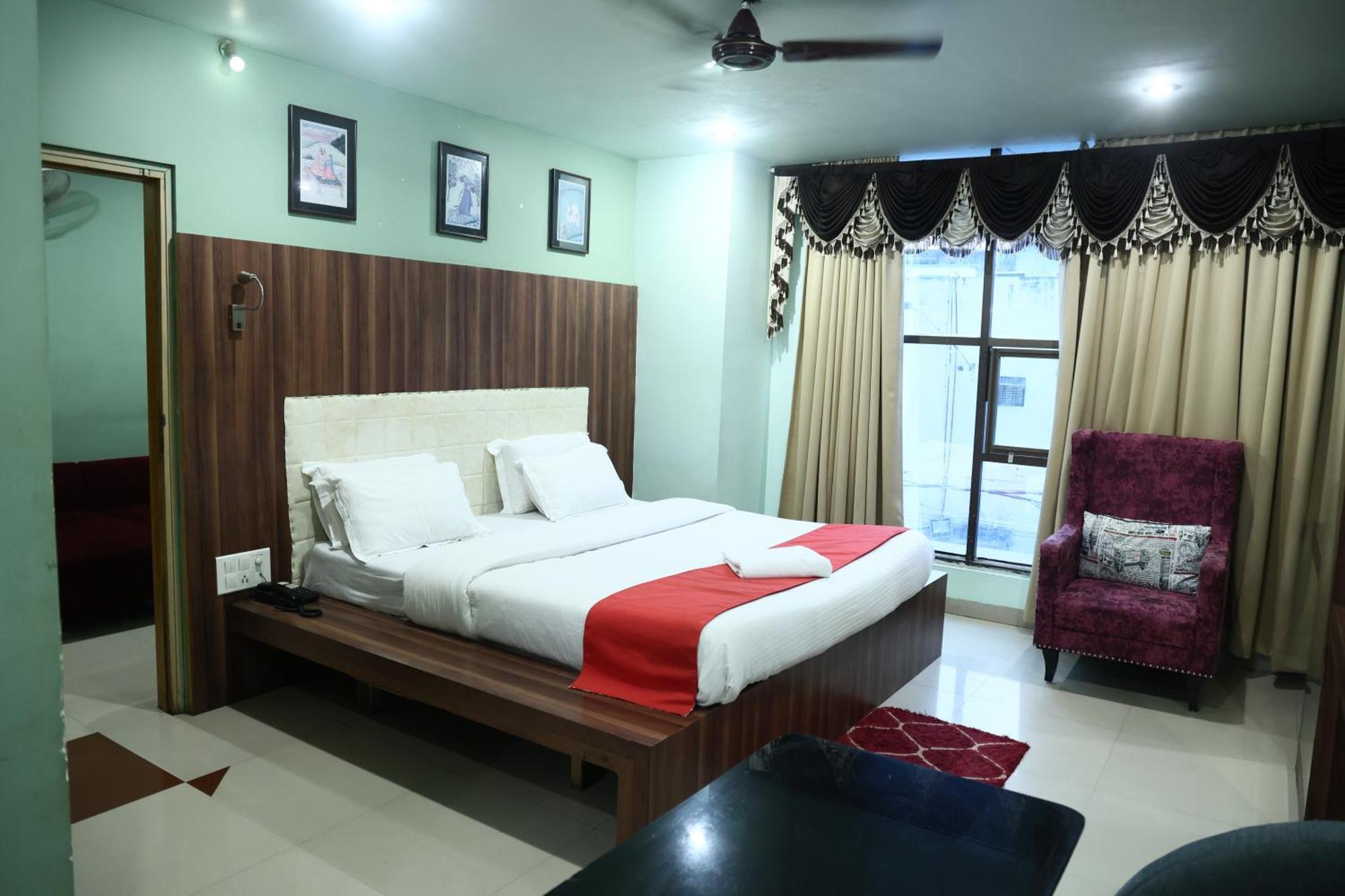 Hotel Bhubaneswari Classic Brahmapur Exterior foto