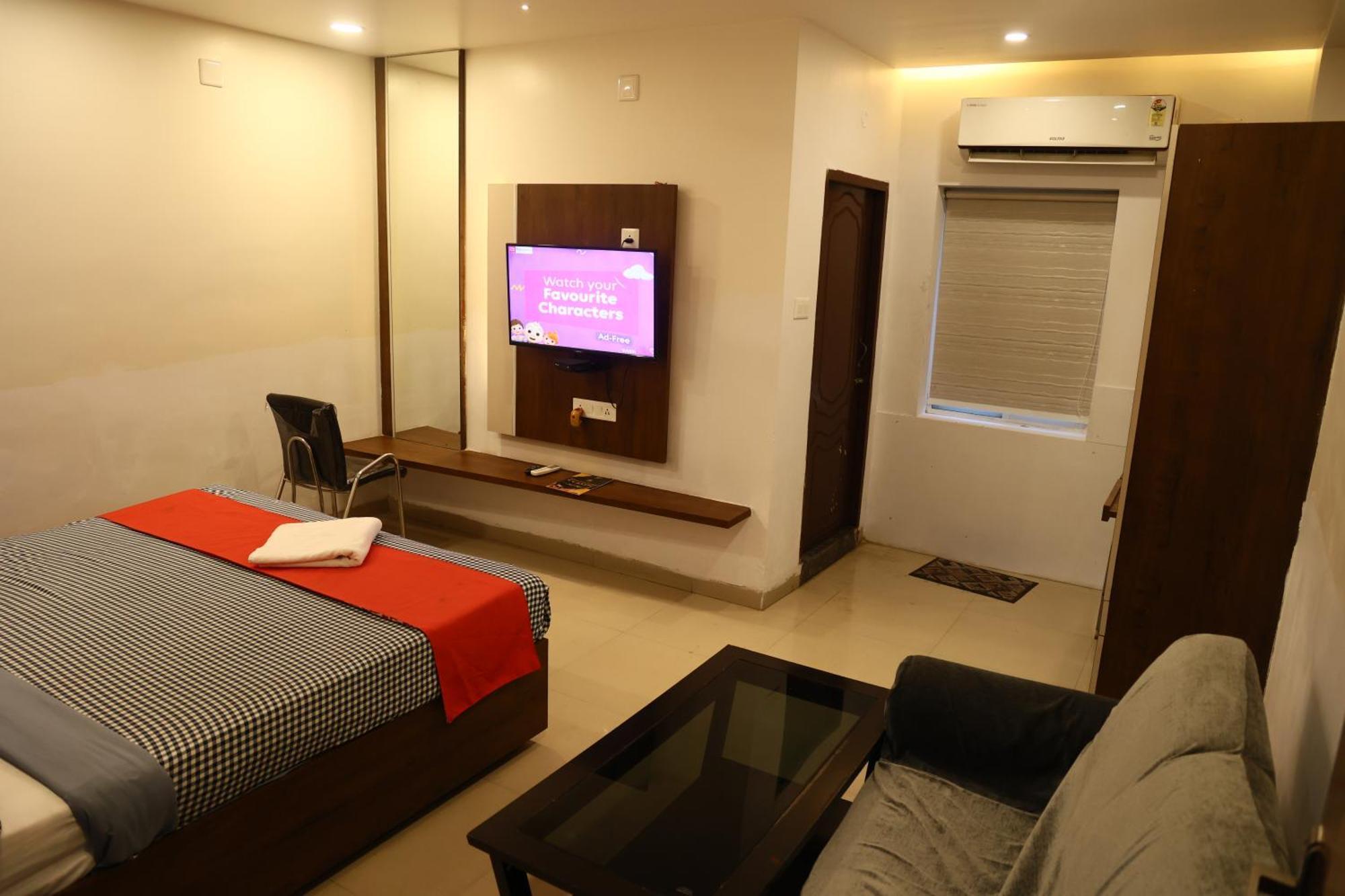 Hotel Bhubaneswari Classic Brahmapur Exterior foto