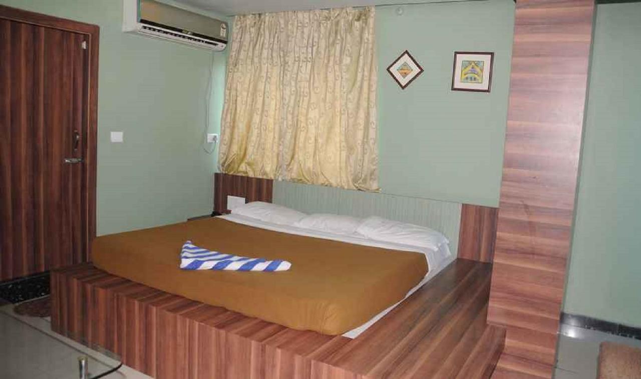 Hotel Bhubaneswari Classic Brahmapur Exterior foto